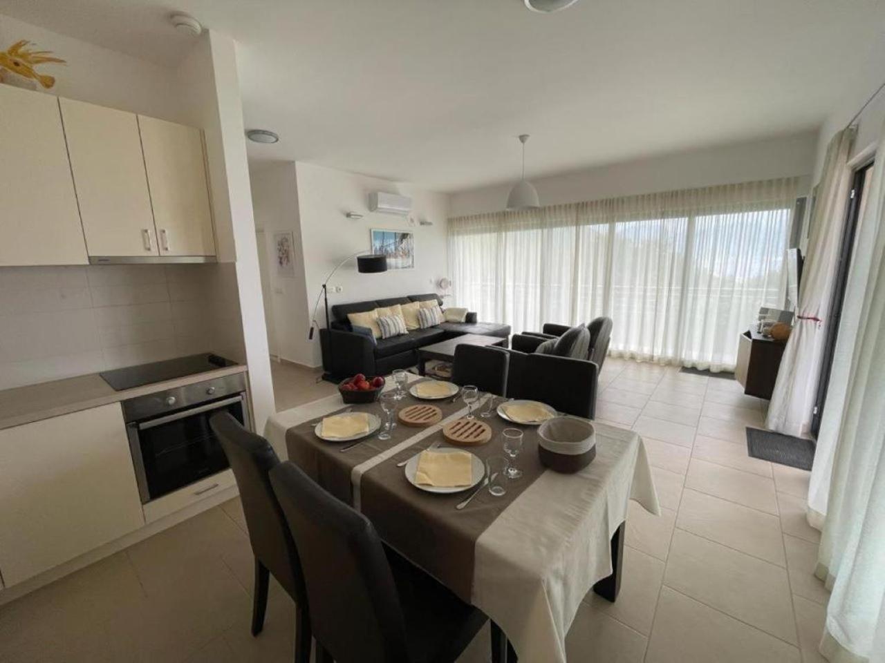 Acacia Hill Apartment C01 Without Pool Ðenovići المظهر الخارجي الصورة
